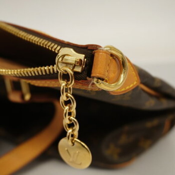 Louis Vuitton Monogram Palermo PM Tote Bag - Picture 6 of 10